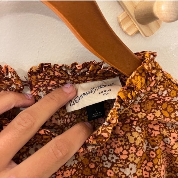 Floral Design Top Universal Thread sz Large - Picture 3 of 9